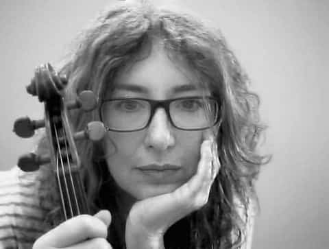 La Maestra Antonella Nicolini con il violino